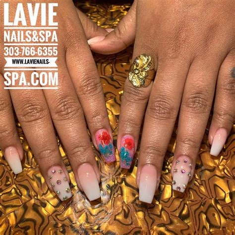 la vie nails grandview heights.